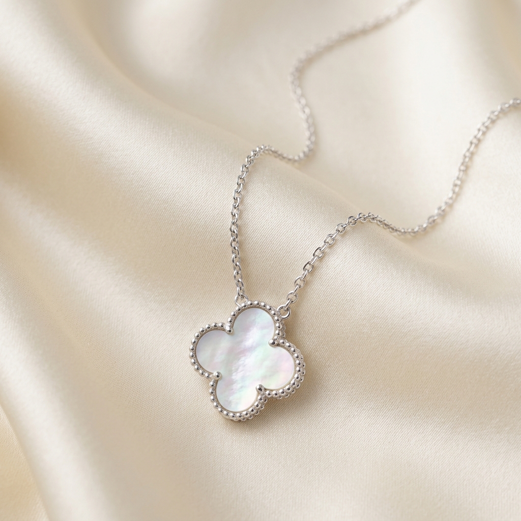 Anti-Tarnish Clover Pendant Necklace